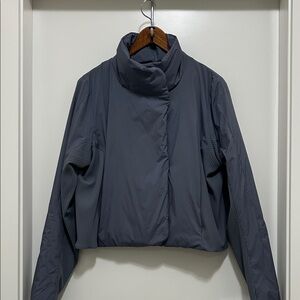 Lululemon Sleek City Cropped Jacket in the color Grey Oasis